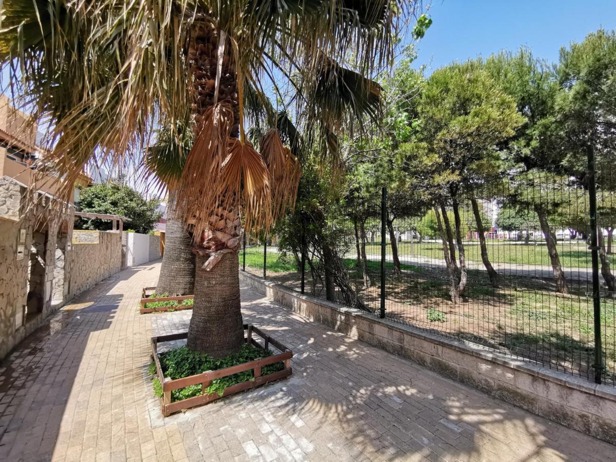 Casa Adosada Con Jardin Tarifa Exteriör bild